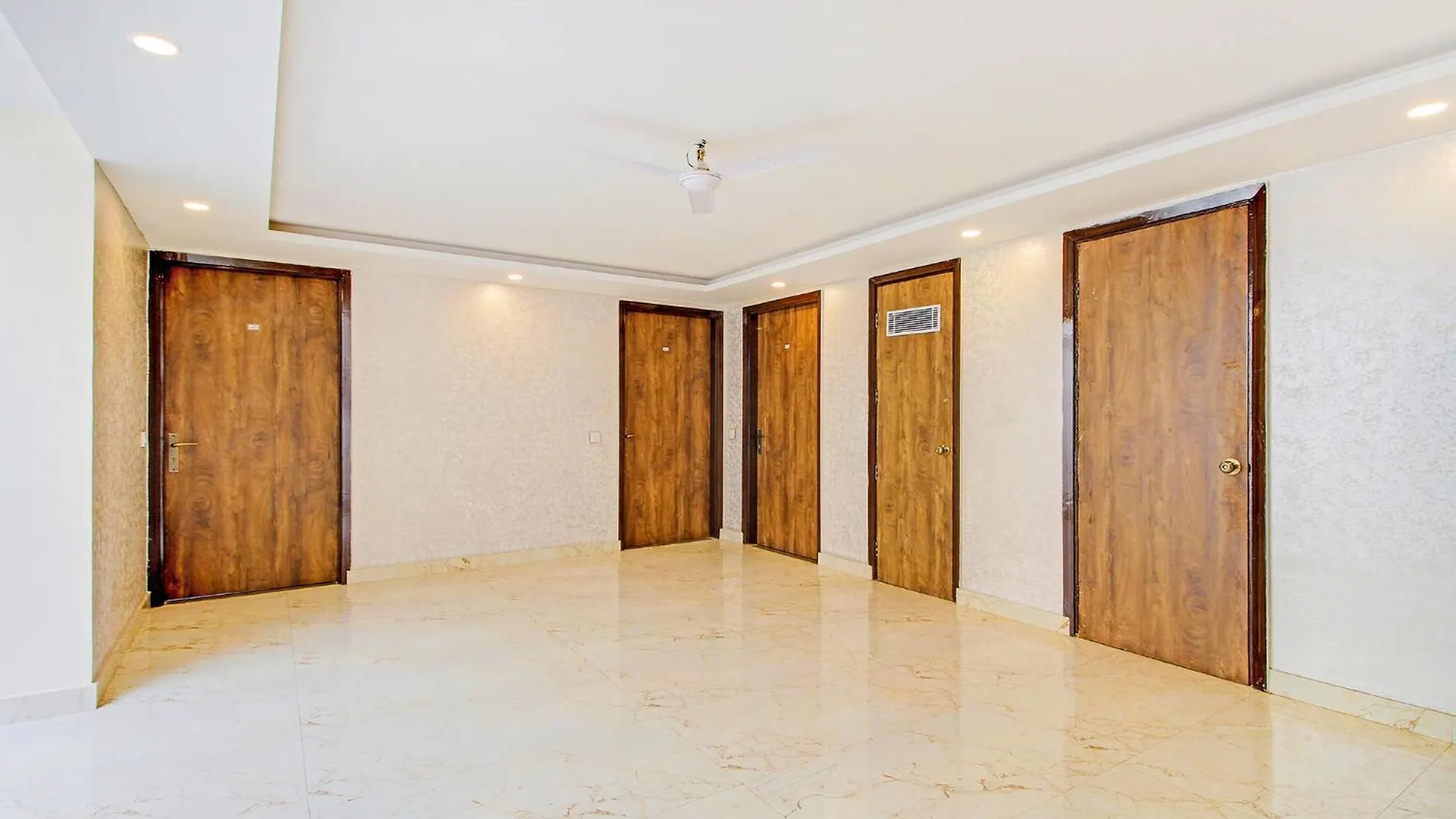Fabhotel Soft Petals Gurgaon